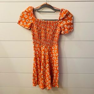 Women’s Zara Dress. Size XS. Orange Floral.